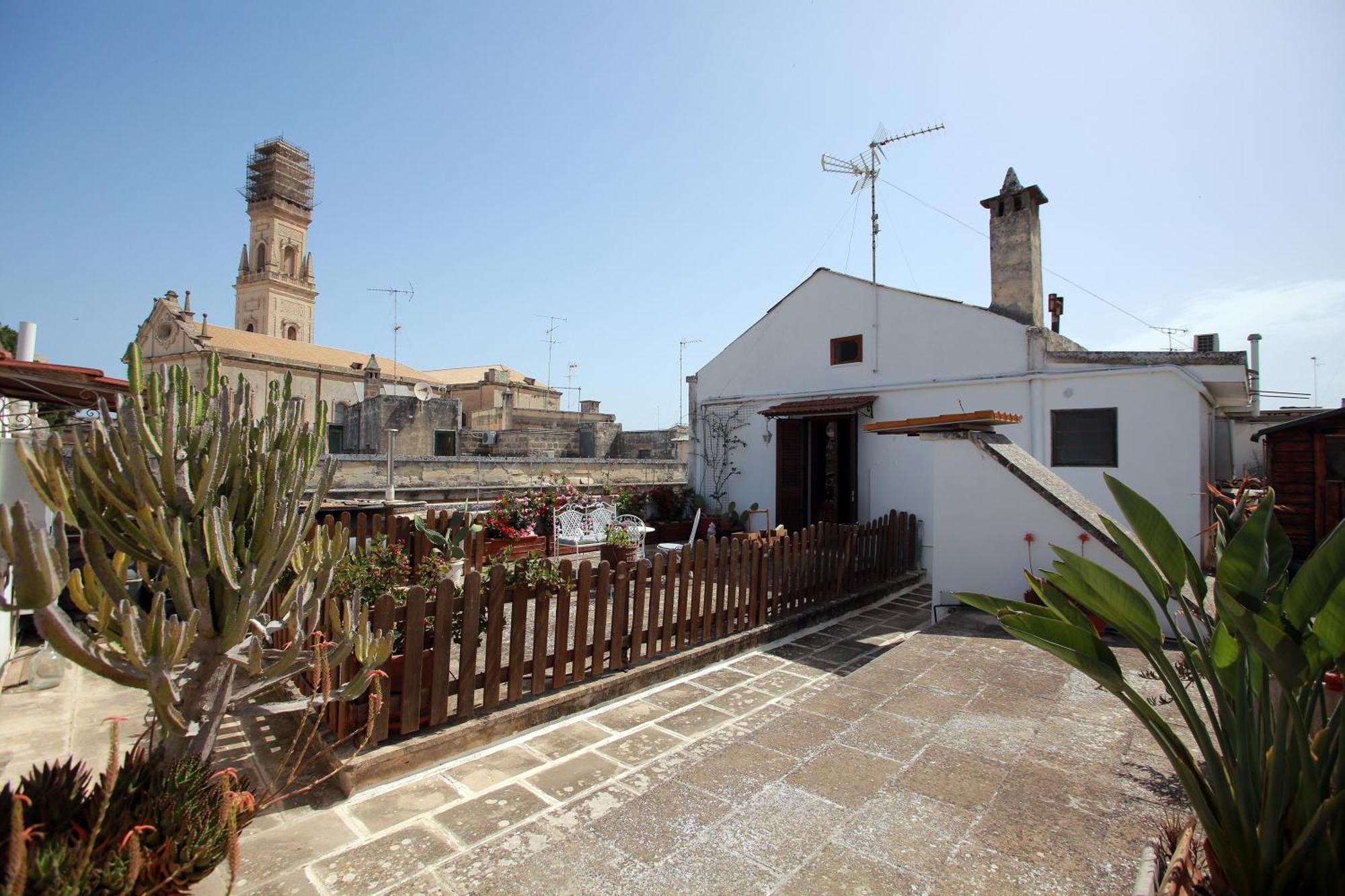 B&B Palazzo Sambiasi Lecce Exterior foto